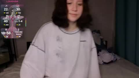 Snapshot of whatamarrie chatting on February 2025 09:27:02 PM Marrie online show from February 2025 09:27:02 PM