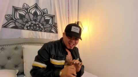 Dominic online show from September 2025 01:16:02 PM