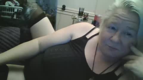 Snapshot of whipsnap19 chatting on October 2025 10:52:02 AM whipsnap19 online show from October 2025 10:52:02 AM