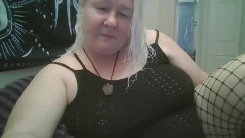 Snapshot of whipsnap19 chatting on November 2025 09:42:02 AM whipsnap19 online show from November 2025 09:42:02 AM