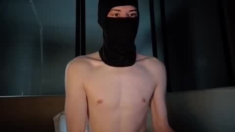 whispero_o online show from October 2025 03:47:02 AM