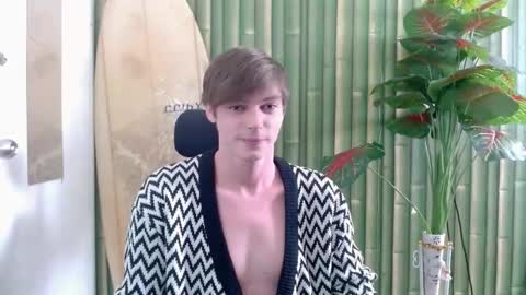 Snapshot of whiteboyinasia chatting on October 2025 05:15:01 AM Christian online show from October 2025 05:15:01 AM