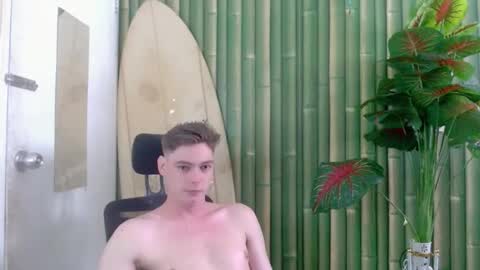 Snapshot of whiteboyinasia chatting on November 2025 05:07:02 AM Christian online show from November 2025 05:07:02 AM