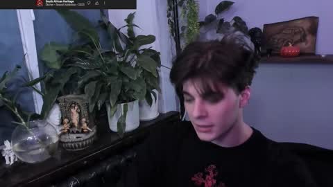 Snapshot of whiteegrimm chatting on October 2025 12:55:01 AM Gus online show from October 2025 12:55:01 AM