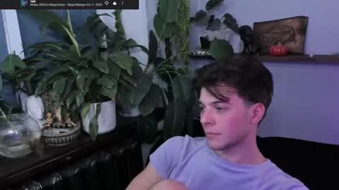 Snapshot of whiteegrimm chatting on October 2025 09:55:02 PM Gus online show from October 2025 09:55:02 PM