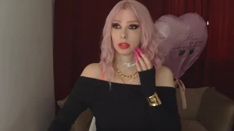 White Queen online show from February 2025 12:10:02 PM