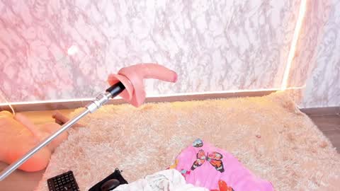 whitneyyfox online show from December 2024 10:28:02 AM