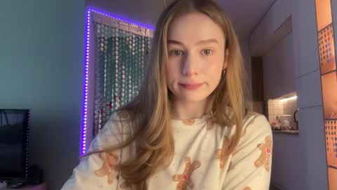 Alisa online show from December 2024 06:31:01 AM