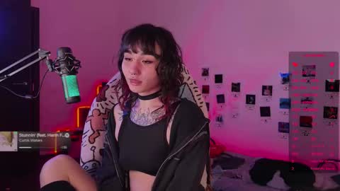 Snapshot of whysosweet chatting on October 2025 12:44:02 AM iggy iggz online show from October 2025 12:44:02 AM