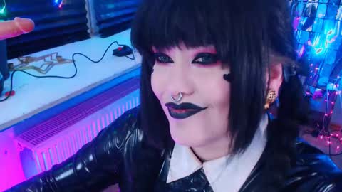 Laura  online show from February 2025 04:59:01 AM