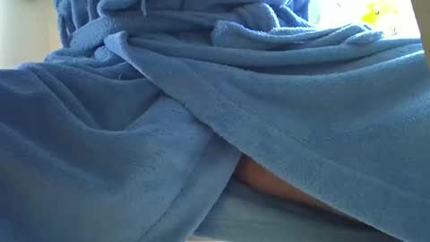 Snapshot of wifewatcher123 chatting on October 2025 08:18:02 AM wifewatcher123 online show from October 2025 08:18:02 AM