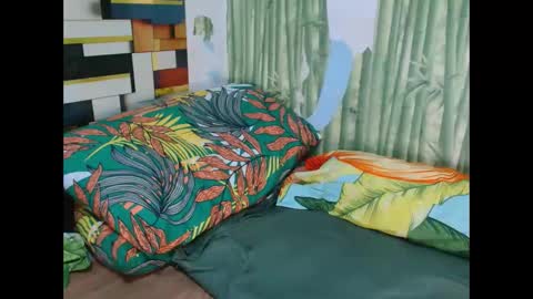 Snapshot of wild_pamela chatting on November 2025 07:57:01 PM loving trans Pamela online show from November 2025 07:57:01 PM