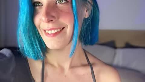 Snapshot of wildfairiesheaven chatting on October 2025 08:51:02 PM OF JunoHoly online show from October 2025 08:51:02 PM