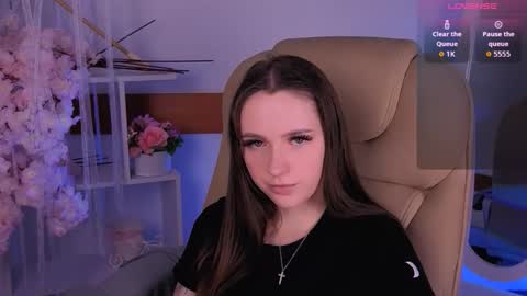 Kara online show from October 2025 07:03:02 AM