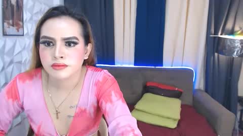 Snapshot of wildhot_pauleen4uxxx chatting on October 2025 06:38:02 PM pauleen online show from October 2025 06:38:02 PM