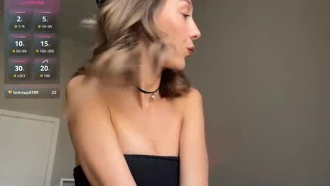 Snapshot of wildsable_ chatting on October 2025 09:29:02 AM wildsable_ online show from October 2025 09:29:02 AM