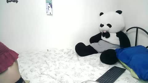 Rhean online show from February 2025 02:12:02 PM