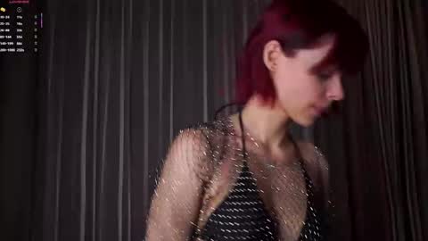 Snapshot of willalwaysloveyouuuuu chatting on November 2025 11:42:02 AM Eva online show from November 2025 11:42:02 AM