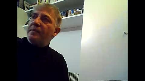 Snapshot of willfire71 chatting on December 2024 03:32:02 PM Willfire71 online show from December 2024 03:32:02 PM