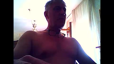 Snapshot of willfire71 chatting on November 2025 11:19:01 AM Willfire71 online show from November 2025 11:19:01 AM