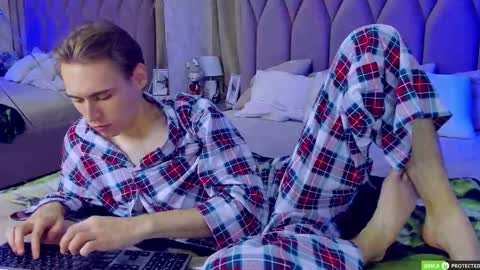 William online show from September 2025 08:08:01 AM