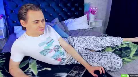 William online show from November 2025 04:03:01 AM