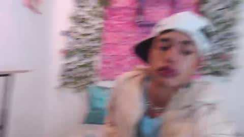 willians__ online show from September 2025 01:05:02 PM