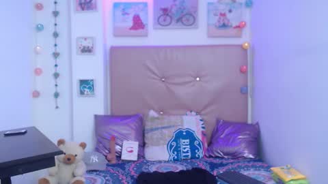 willians__ online show from November 2025 04:24:02 AM