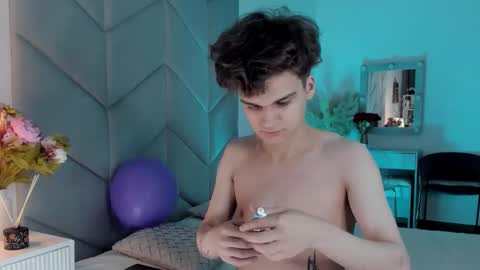 Snapshot of williemiler chatting on October 2025 05:47:02 AM Willie online show from October 2025 05:47:02 AM