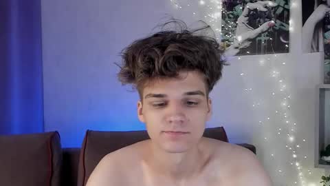 Snapshot of williemiler chatting on October 2025 05:49:02 AM Willie online show from October 2025 05:49:02 AM