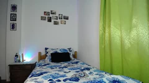 Snapshot of willmonkey chatting on October 2025 01:40:01 AM willmonkey online show from October 2025 01:40:01 AM