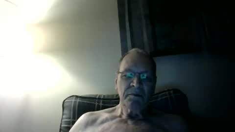Snapshot of willnedoher chatting on October 2025 12:20:01 PM Willhedoher online show from October 2025 12:20:01 PM