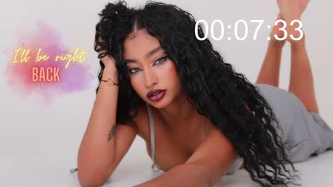 Ms Willow online show from January 2025 07:41:02 PM