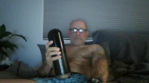 wingnutt765733 online show from March 2025 01:49:01 PM