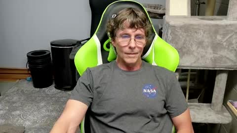 wirehead1970 online show from September 2025 12:32:02 AM