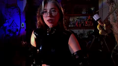 Goddess of two strapons  - Mr. long Don Mr. Pinky online show from February 2025 07:22:02 PM