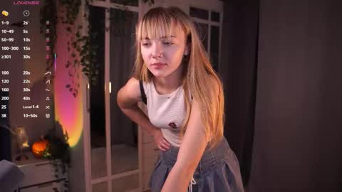 Snapshot of with_my_bae chatting on October 2025 09:05:02 PM Hollis online show from October 2025 09:05:02 PM