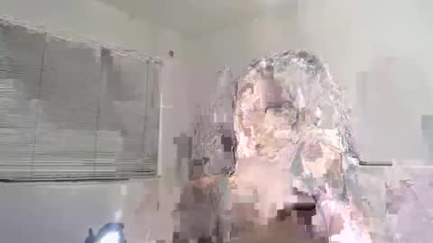 Wolfandbunny online show from November 2025 08:25:01 AM