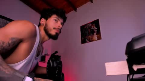 Snapshot of wolferatus chatting on November 2025 09:39:01 PM wolferatus online show from November 2025 09:39:01 PM