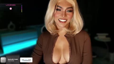 Julia online show from October 2025 05:59:01 AM