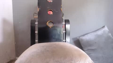 Snapshot of wonderfullight chatting on November 2025 08:24:02 PM SHENIEL RODRIGUEZ online show from November 2025 08:24:02 PM