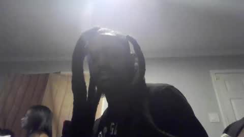 Woodpipe69 online show from October 2025 01:48:02 AM