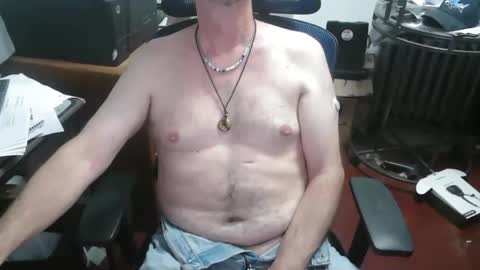 woodworker6473 online show from October 2025 12:41:02 AM