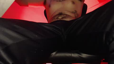 Snapshot of woondeer17 chatting on October 2025 05:32:02 PM Woondeer online show from October 2025 05:32:02 PM