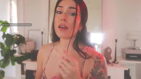 Brielle online show from January 2025 10:34:02 PM