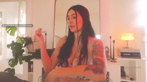 Brielle online show from March 2025 09:59:01 PM