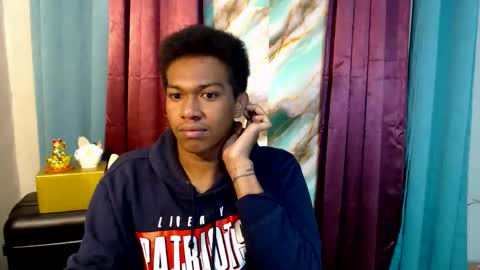 Snapshot of worshipmycockxxx chatting on October 2025 09:25:02 PM Josh This is my new account now online show from October 2025 09:25:02 PM