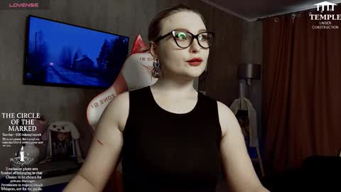 Snapshot of wounded_goddess chatting on October 2025 05:37:01 AM Goddess Sophy online show from October 2025 05:37:01 AM