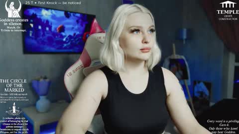 Snapshot of wounded_goddess chatting on October 2025 03:34:01 PM Goddess Sophy online show from October 2025 03:34:01 PM