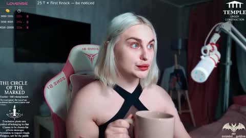 Snapshot of wounded_goddess chatting on November 2025 06:19:02 PM Goddess Sophy online show from November 2025 06:19:02 PM